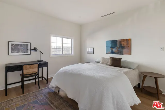 $1,250,000 | 1222 North Virgil Avenue, Los Angeles, CA 90029