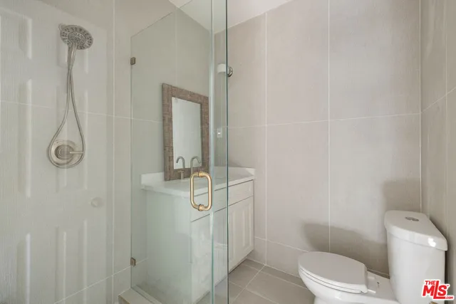 $1,250,000 | 1222 North Virgil Avenue, Los Angeles, CA 90029