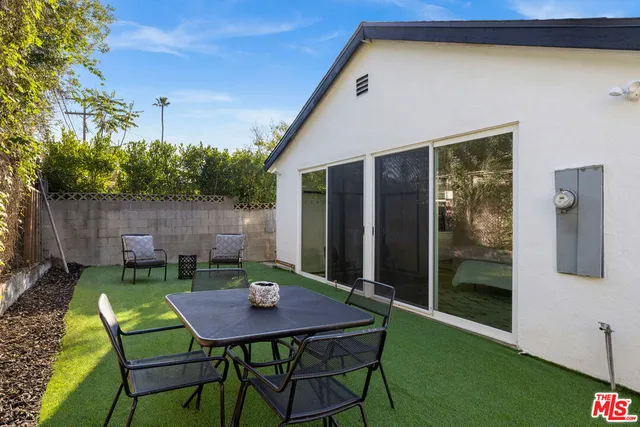 $1,250,000 | 1222 North Virgil Avenue, Los Angeles, CA 90029