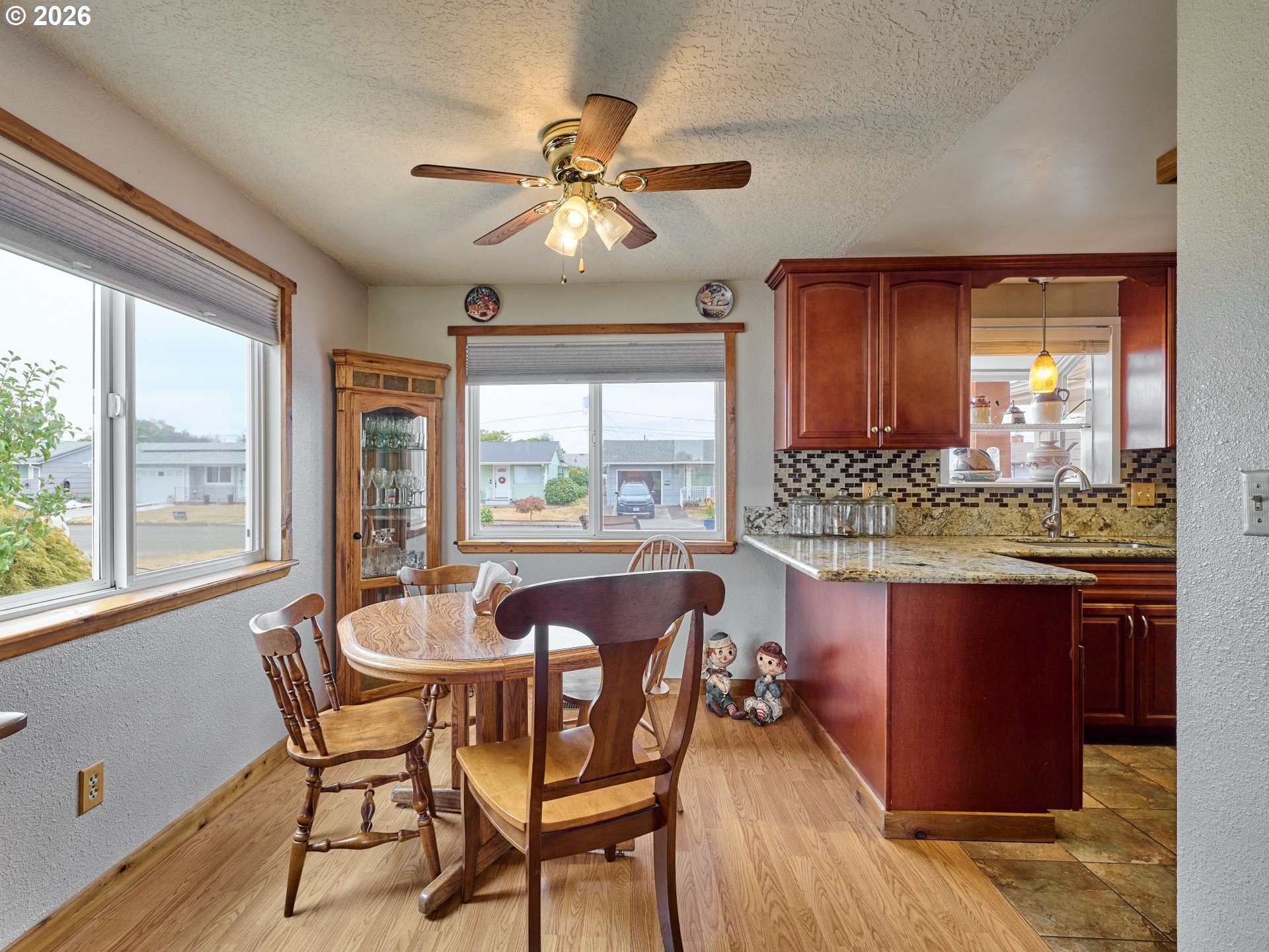 1090 Randolph Road Woodburn, OR 97071 - Photo 11 of 43 Gallery Image 11