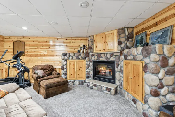$874,000 | 25306 County State Aid Highway 4, Dassel, MN 55325