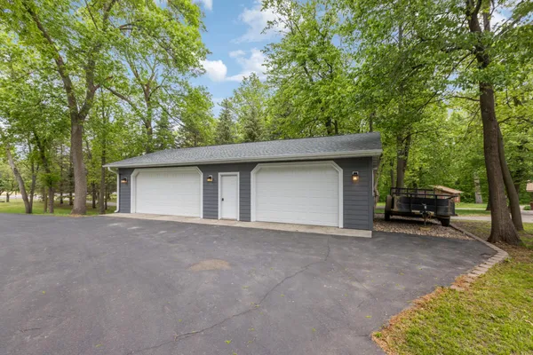 $874,000 | 25306 County State Aid Highway 4, Dassel, MN 55325