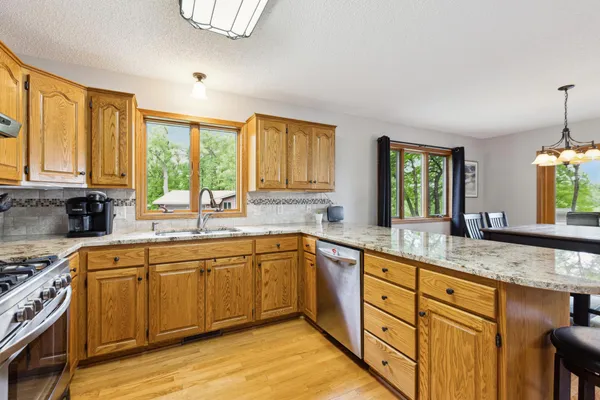 $874,000 | 25306 County State Aid Highway 4, Dassel, MN 55325