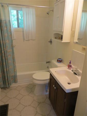 540 Tiffany Street Springfield, MA 01108 - Photo 11 of 23 Gallery Image 11