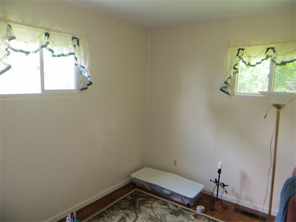 540 Tiffany Street Springfield, MA 01108 - Photo 14 of 23 Gallery Image 14