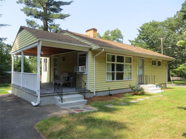 540 Tiffany Street Springfield, MA 01108 - Photo 2 of 23 Gallery Image 2