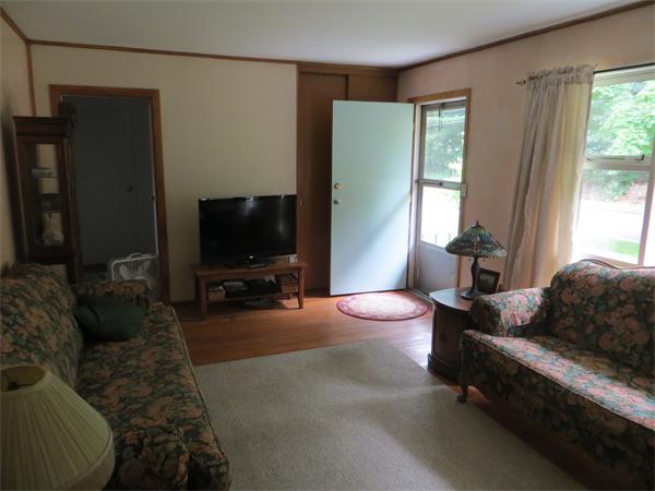 540 Tiffany Street Springfield, MA 01108 - Photo 7 of 23 Gallery Image 7