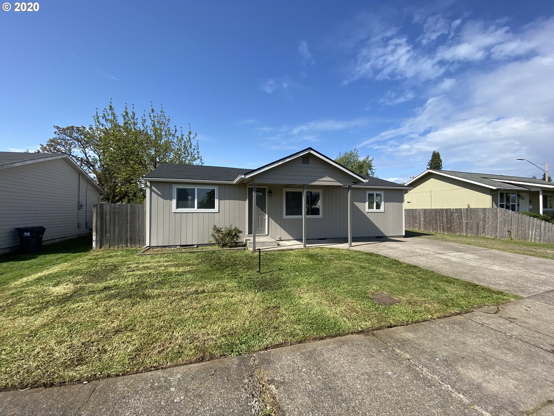 1926 G Street Springfield, OR 97477 - Photo 2 of 23