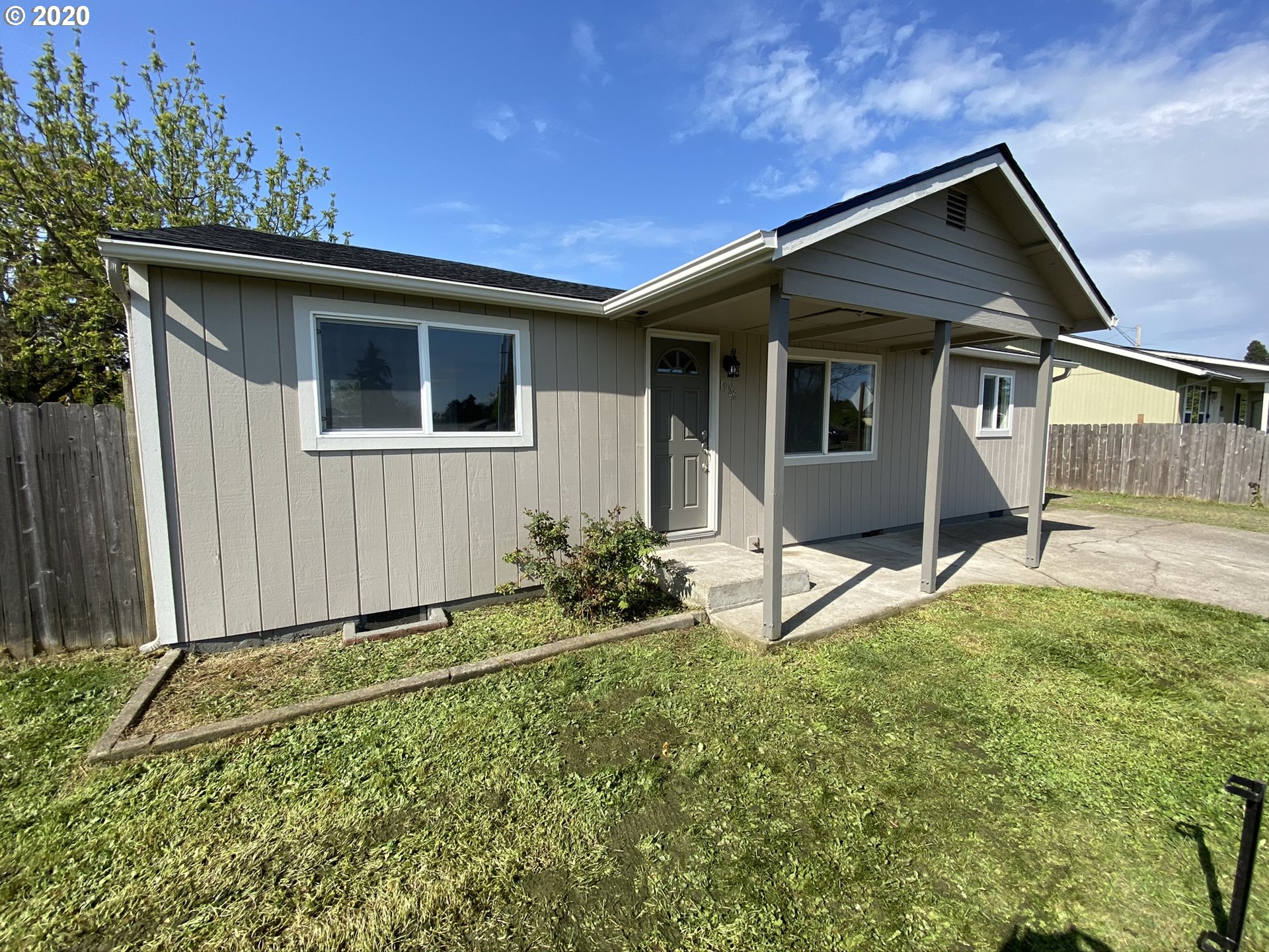 1926 G Street Springfield, OR 97477 - Photo 3 of 23