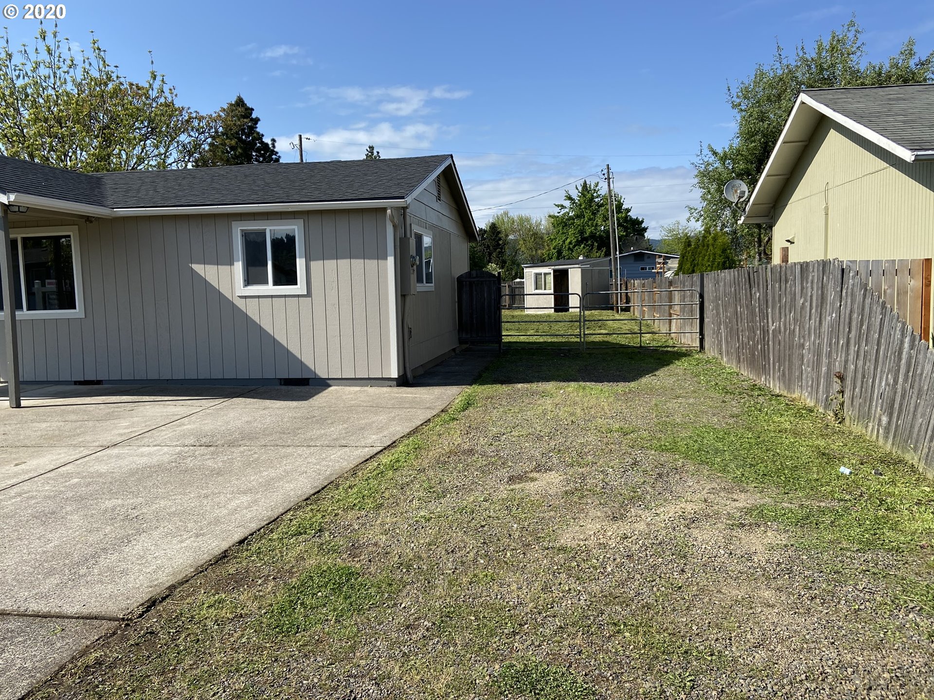 1926 G Street Springfield, OR 97477 - Photo 4 of 23