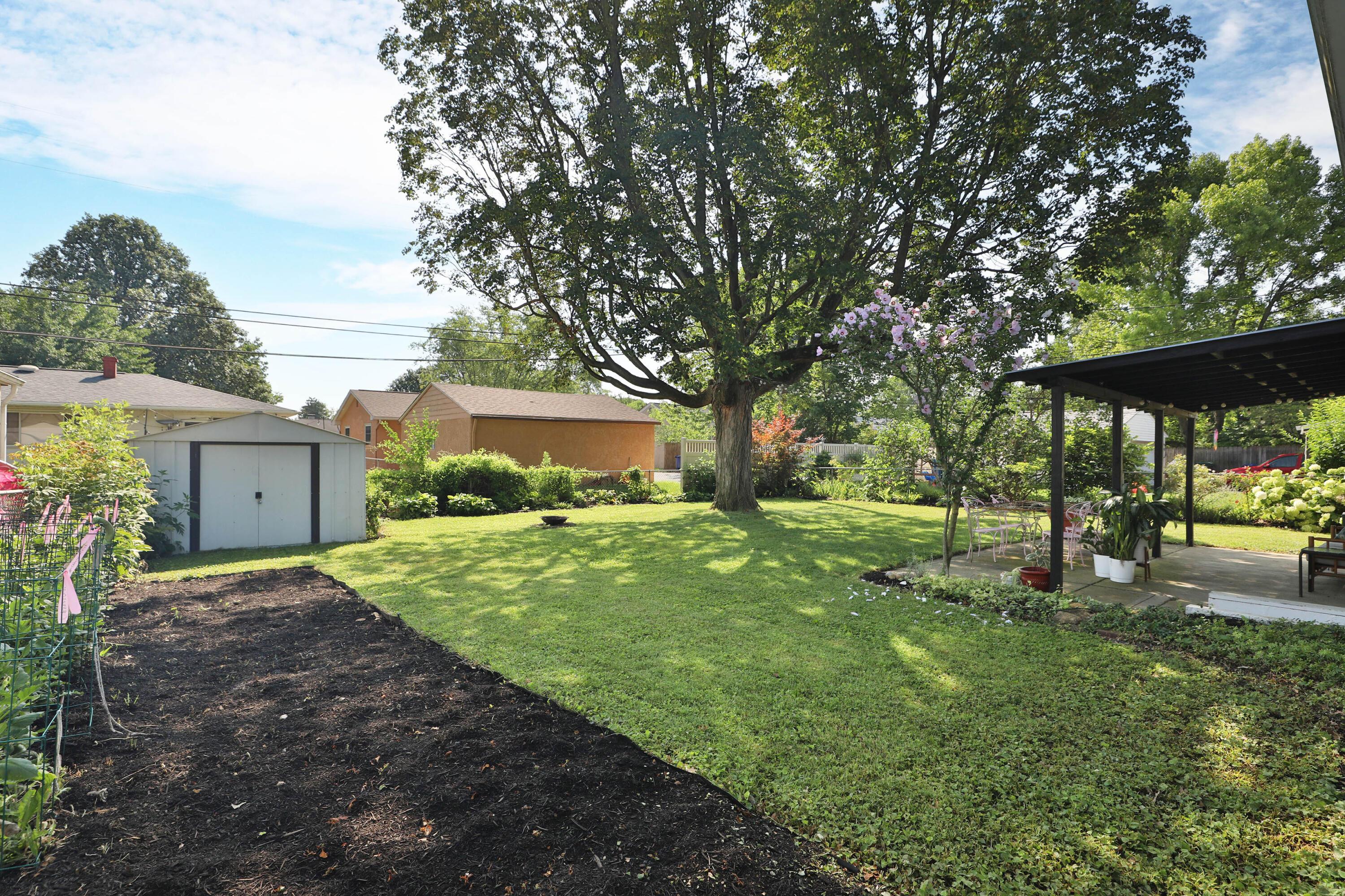 4456 Densmore Road Columbus, OH 43224 - Photo 36 of 37 4456-Densmore-38