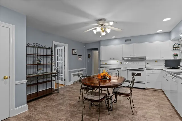 $699,900 | 88 Homestead Avenue, North Smithfield, RI 02896