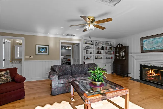 $699,900 | 88 Homestead Avenue, North Smithfield, RI 02896