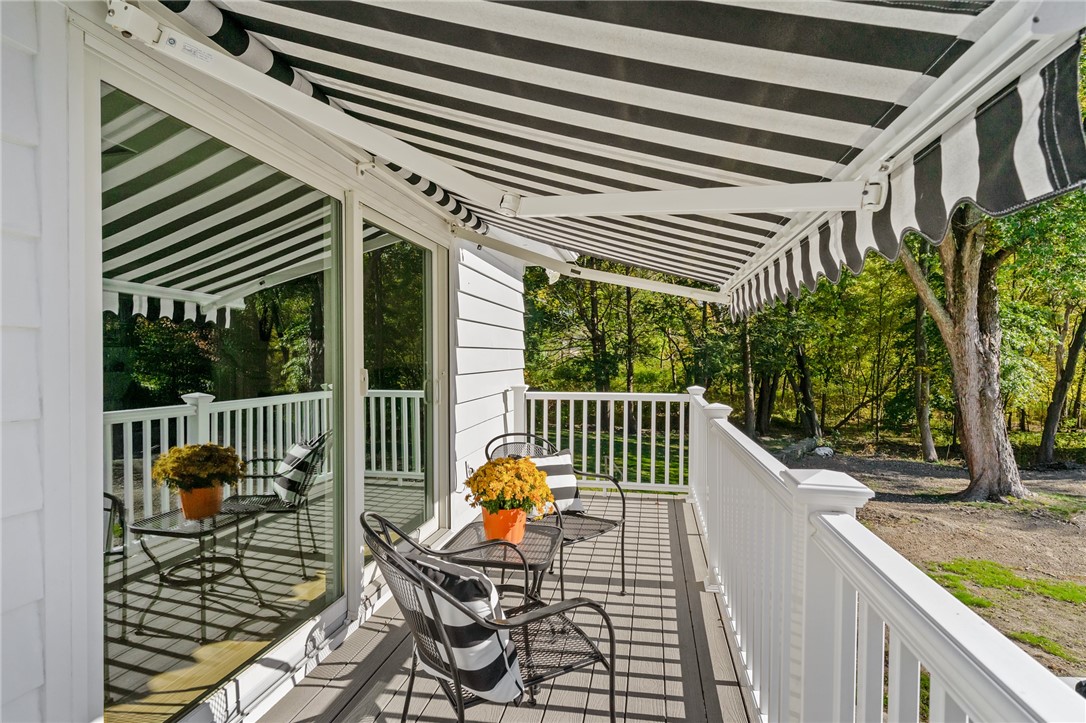 88 Homestead Avenue North Smithfield, RI 02896 - Photo 10 of 35 Balcony with composite decking and rail