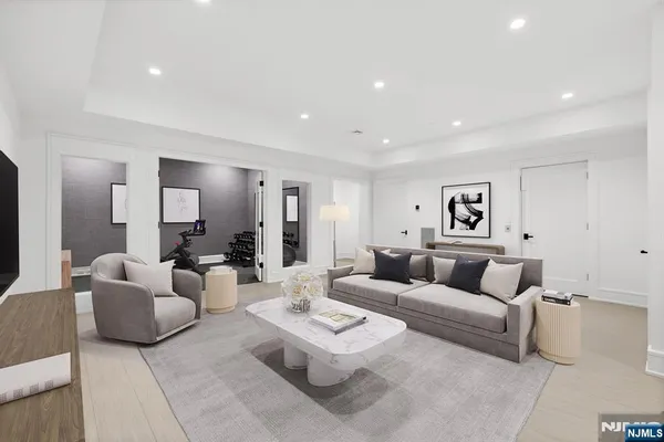 $2,875,000 | 24 Stone Bridge Court, Demarest, NJ 07627