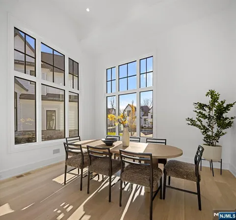 $2,875,000 | 24 Stone Bridge Court, Demarest, NJ 07627