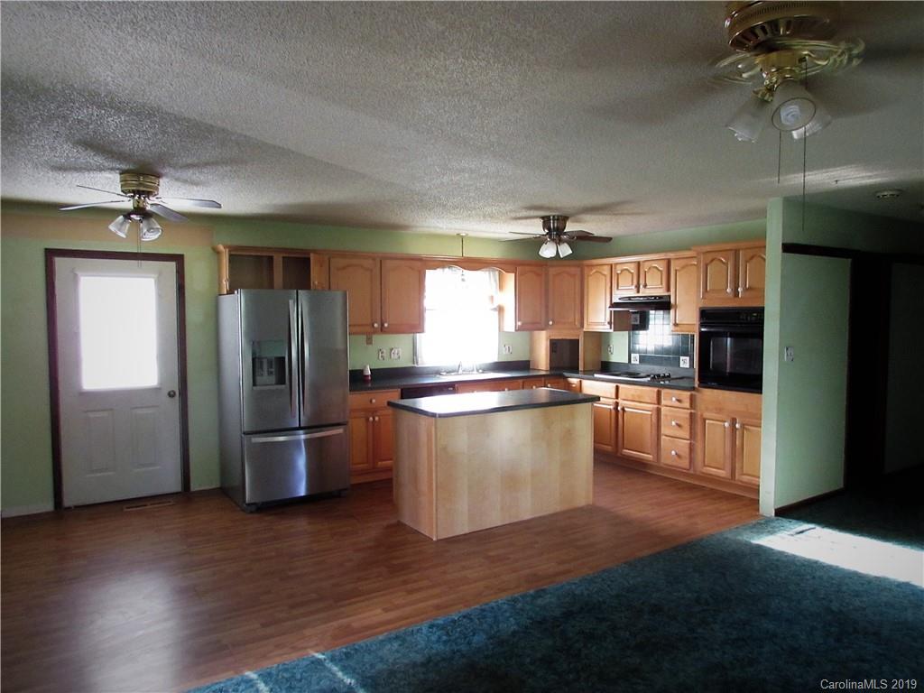 297 Cessna Road Concord, NC 28027 - Photo 5 of 16 Gallery Image 5