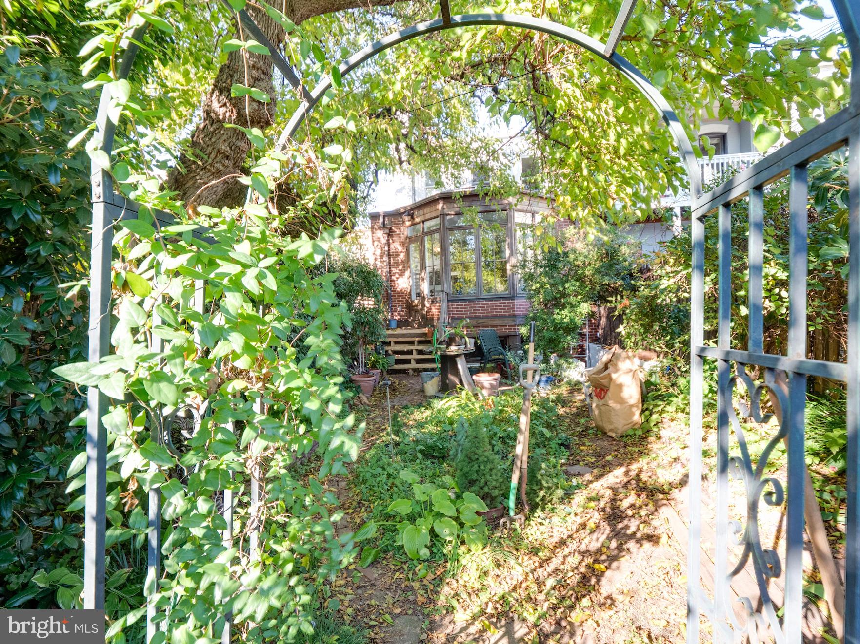 1105 D Street Southeast Washington, DC 20003 - Photo 25 of 33