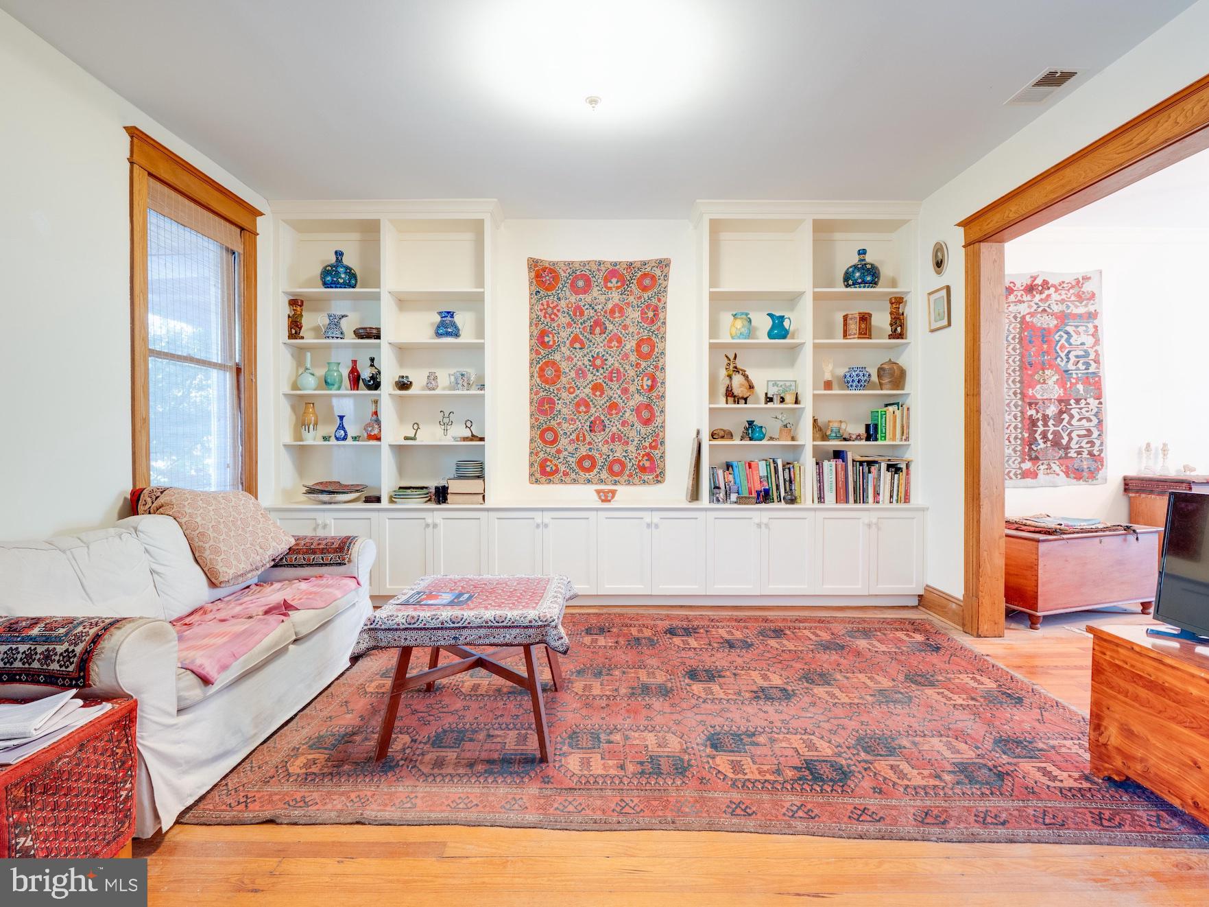 1105 D Street Southeast Washington, DC 20003 - Photo 6 of 33