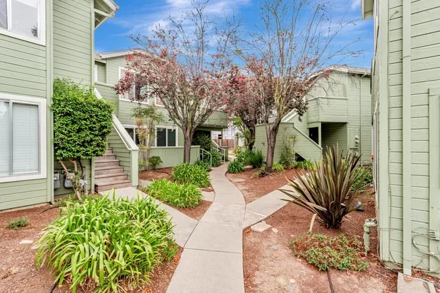 $625,000 | 1733 Eastbrook Court, Santa Cruz, CA 95062