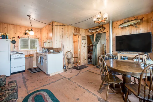 $529,000 | 7687 Lindgren Way Southwest, Alexandria, MN 56308