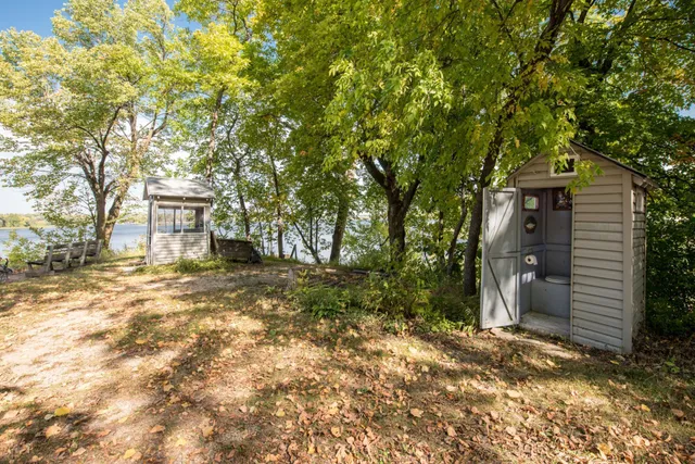 $529,000 | 7687 Lindgren Way Southwest, Alexandria, MN 56308