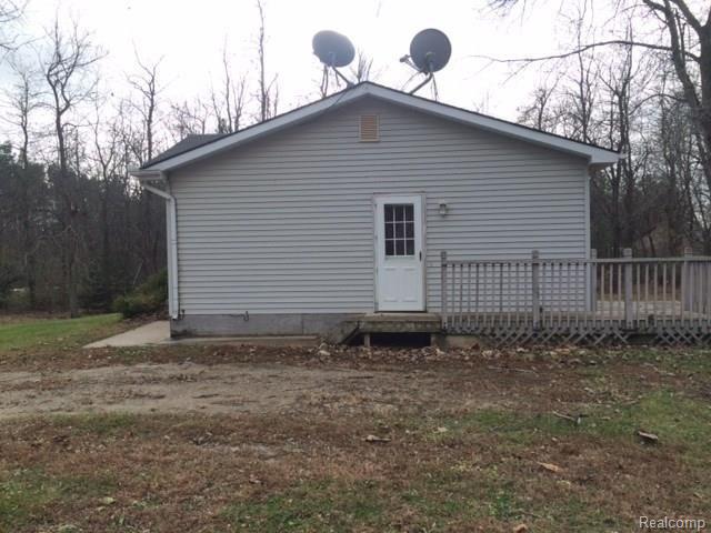 6025 Cyclone Road Otter Lake, MI 48464 - Photo 43 of 43 262-181621 right.JPG