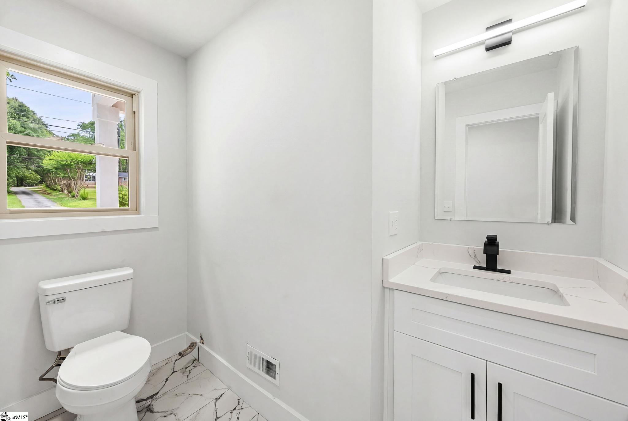 5497 Old Buncombe Road Greenville, SC 29609 - Photo 22 of 50