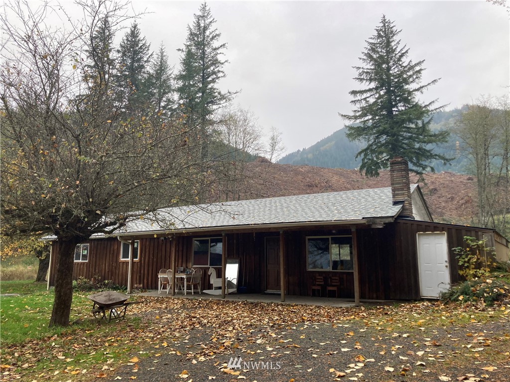 817 Davis Lake Road Morton, WA 98356 - Photo 2 of 34 Gallery Image 2
