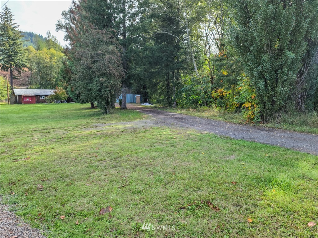 817 Davis Lake Road Morton, WA 98356 - Photo 6 of 34 Gallery Image 6
