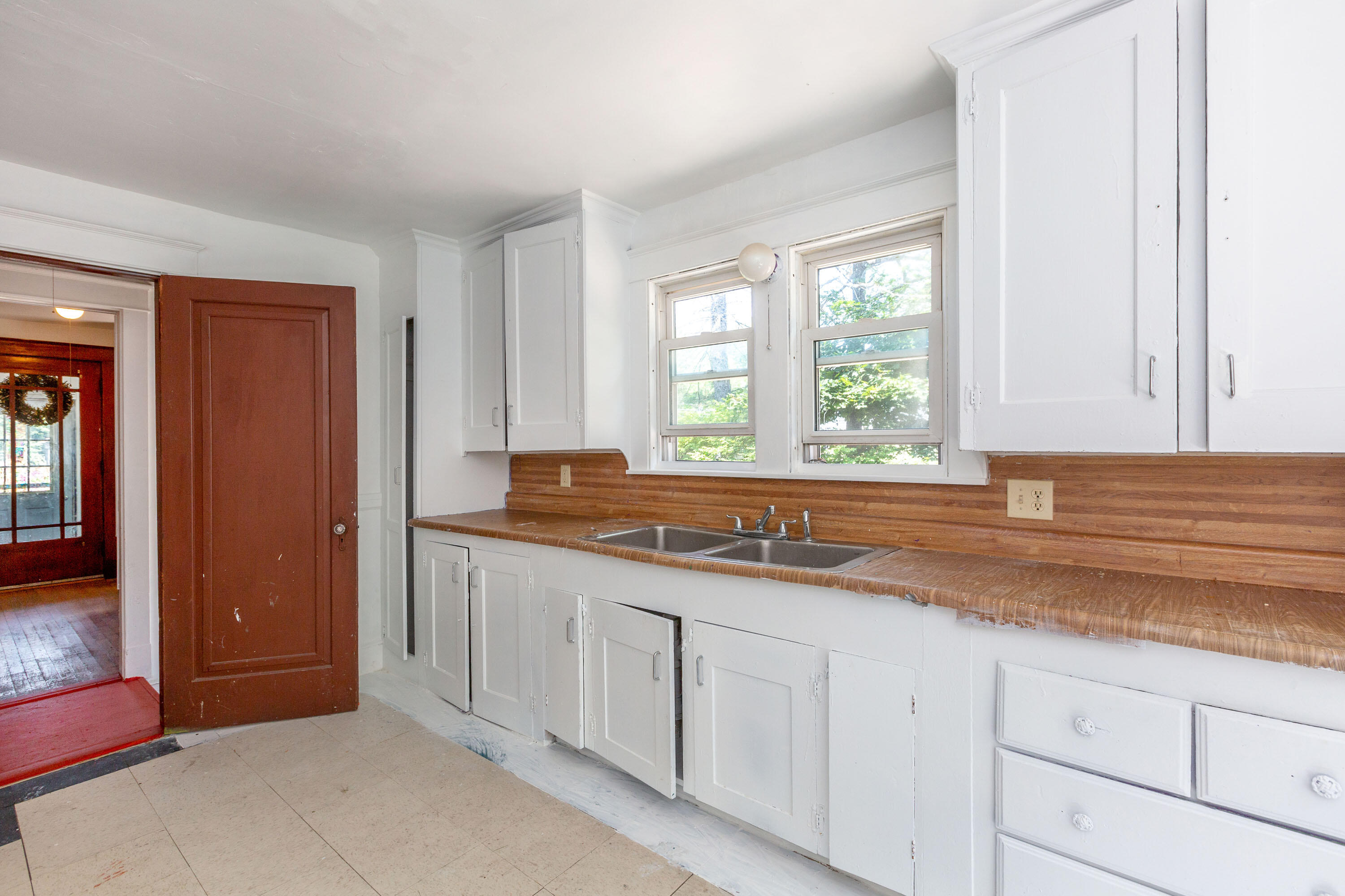 745 Riverside Street Portland, ME 04103 - Photo 11 of 12 Kitchen 3