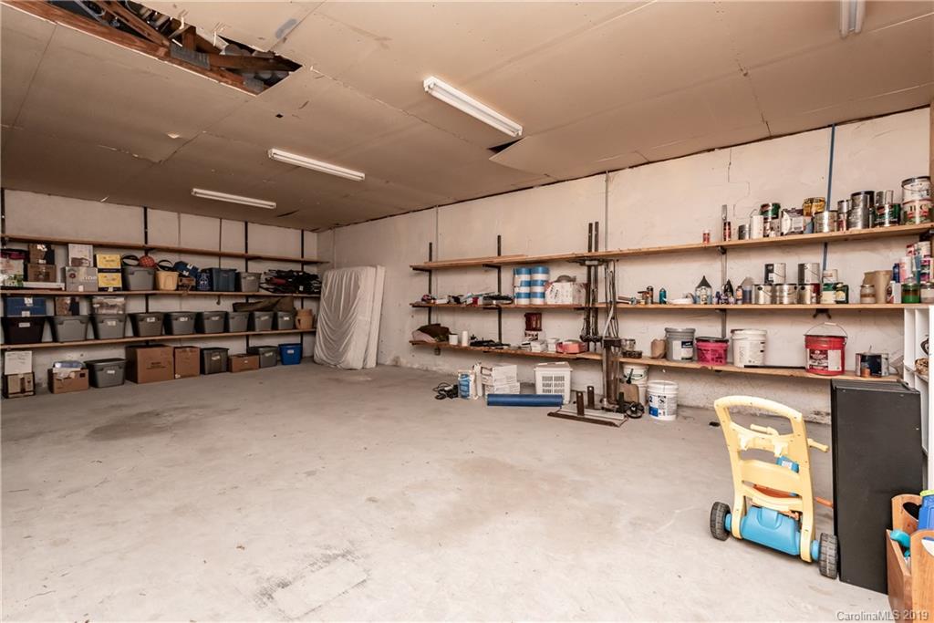 1122 Sawmill Road Conover, NC 28613 - Photo 25 of 37 Gallery Image 25