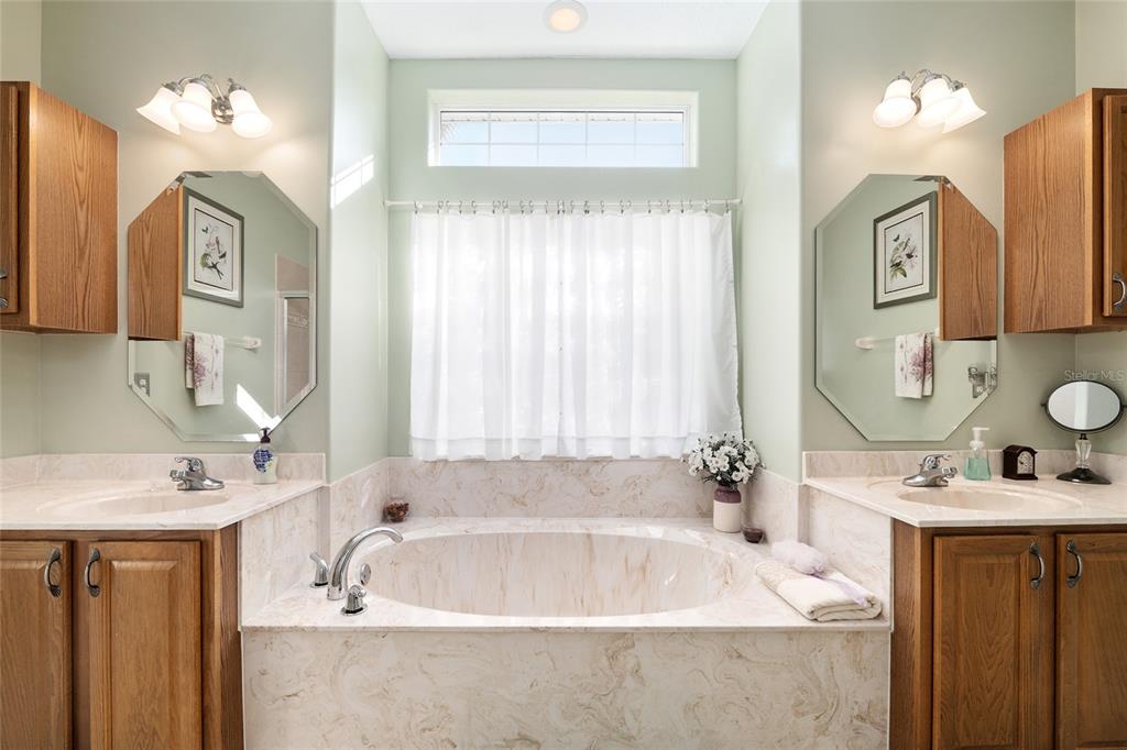 10902 Southwest 71st Circle Ocala, FL 34476 - Photo 34 of 63