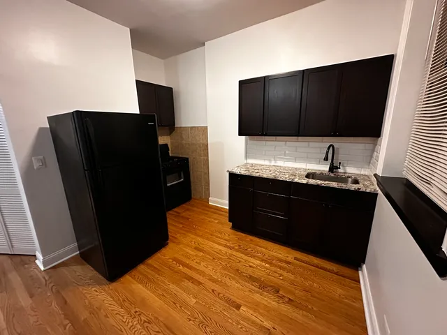 $1,750 | 4759 North Lincoln Avenue, Unit 2R, Chicago, IL 60625