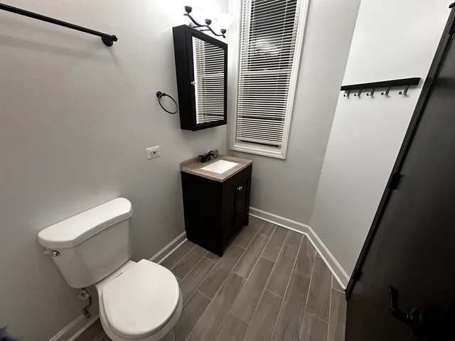 $1,750 | 4759 North Lincoln Avenue, Unit 2R, Chicago, IL 60625