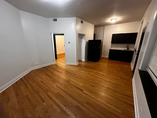 $1,750 | 4759 North Lincoln Avenue, Unit 2R, Chicago, IL 60625