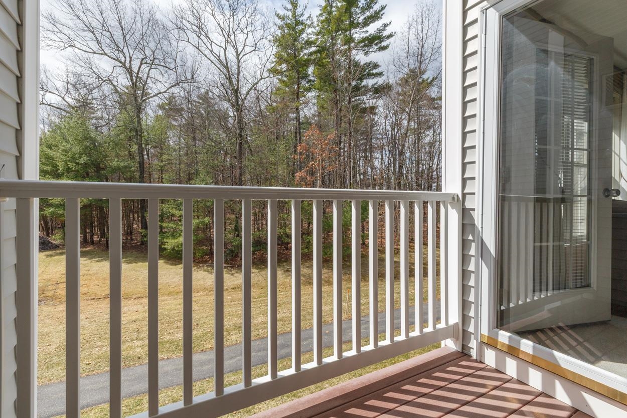 4 Crestview Circle, Unit 109 Londonderry, NH 03053 - Photo 19 of 41