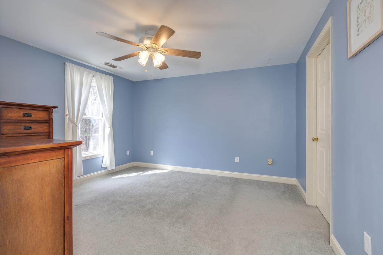 4 Crestview Circle, Unit 109 Londonderry, NH 03053 - Photo 22 of 41