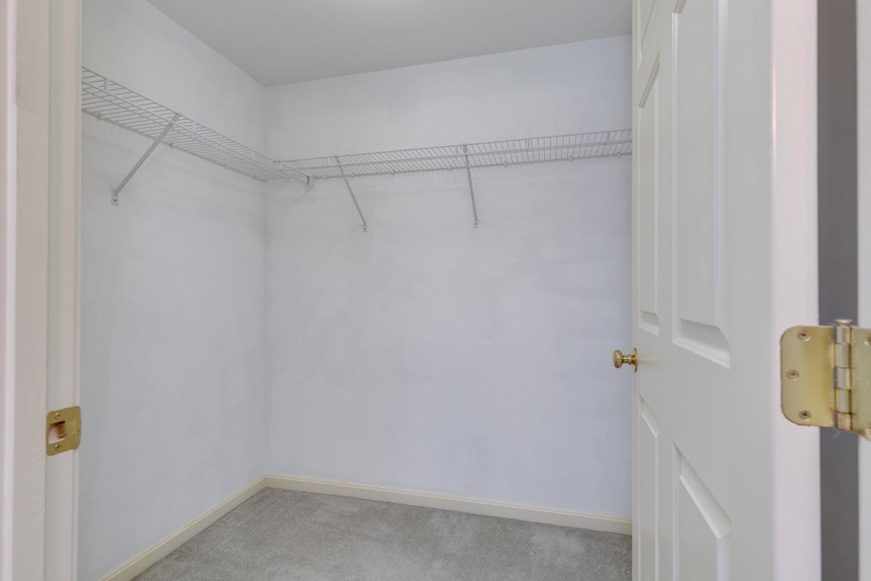 4 Crestview Circle, Unit 109 Londonderry, NH 03053 - Photo 24 of 41