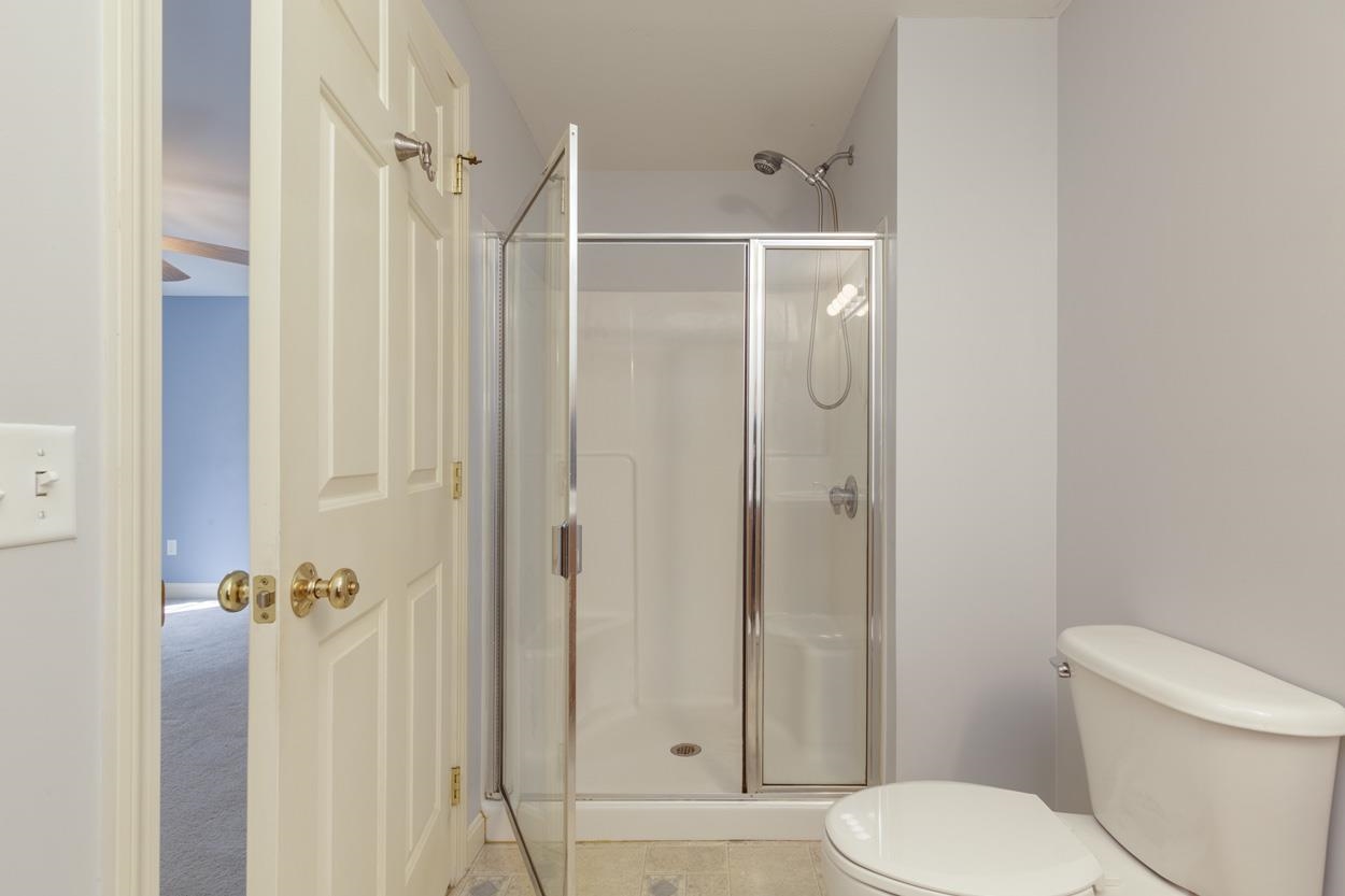 4 Crestview Circle, Unit 109 Londonderry, NH 03053 - Photo 27 of 41