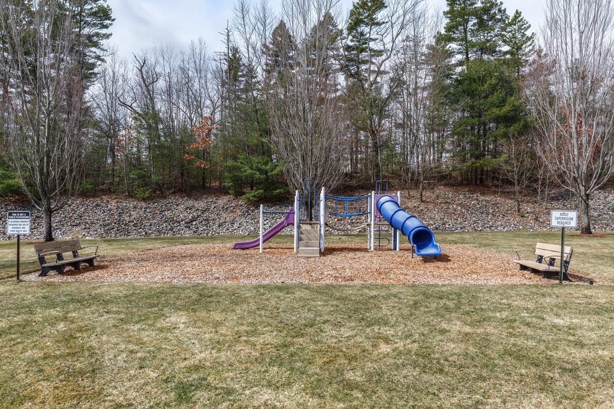 4 Crestview Circle, Unit 109 Londonderry, NH 03053 - Photo 39 of 41