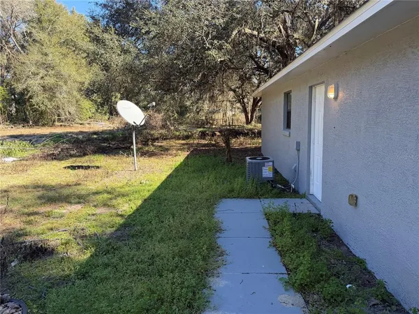 $1,699 | 13767 Northeast 47th Avenue, Anthony, FL 32617