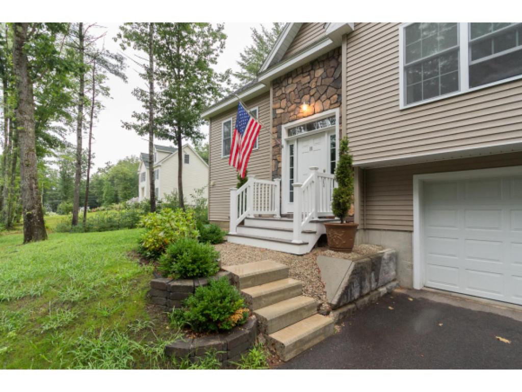 10 Peaslee Road Rochester, NH 03867 - Photo 3 of 34