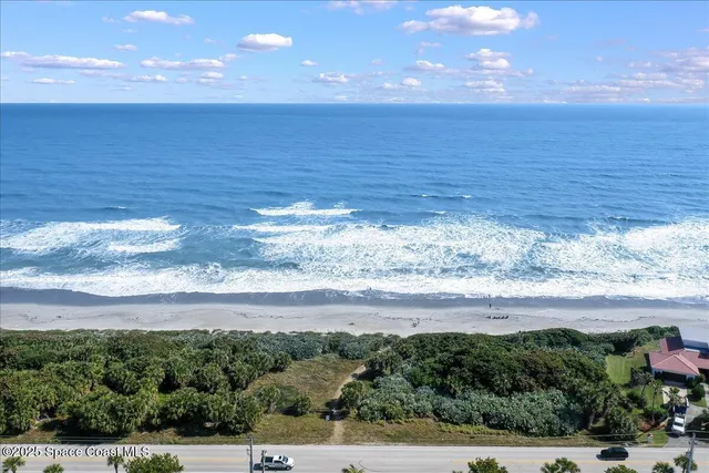 a view of a lake with a outdoor space