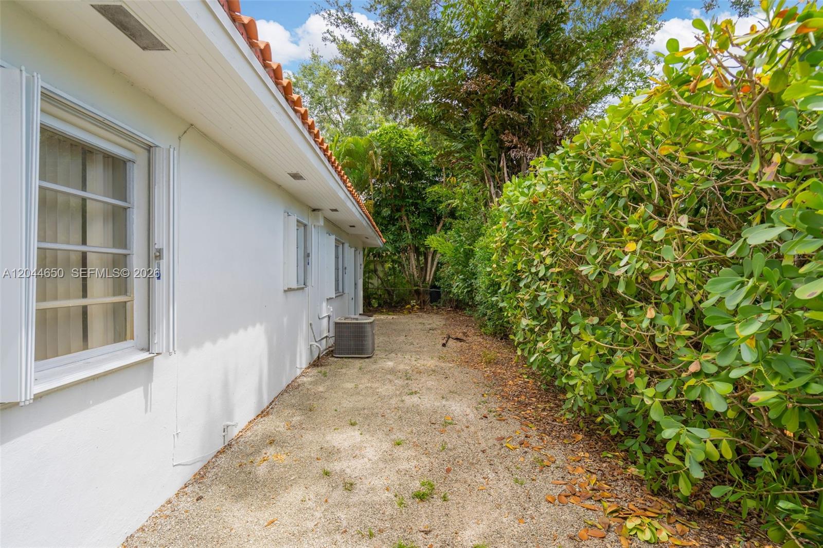 1439 Miller Road Coral Gables, FL 33146 - Photo 29 of 35