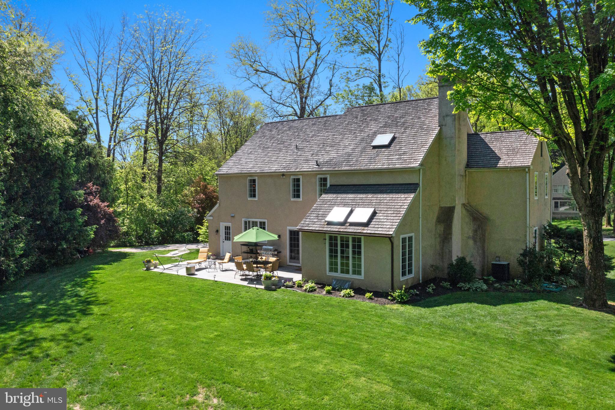 406 Round Hill Road Wayne, PA 19087 - Photo 12 of 50