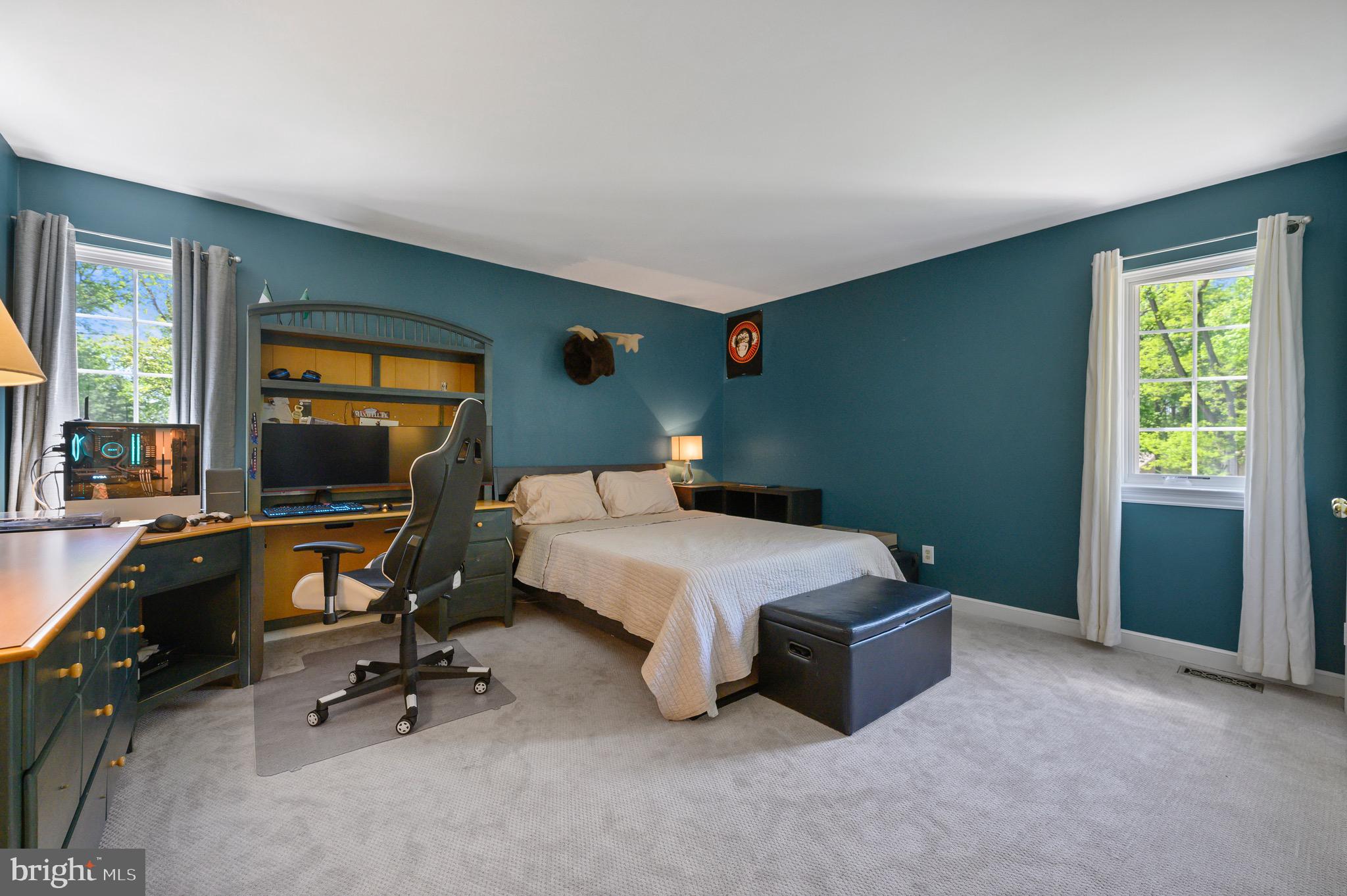 406 Round Hill Road Wayne, PA 19087 - Photo 24 of 50