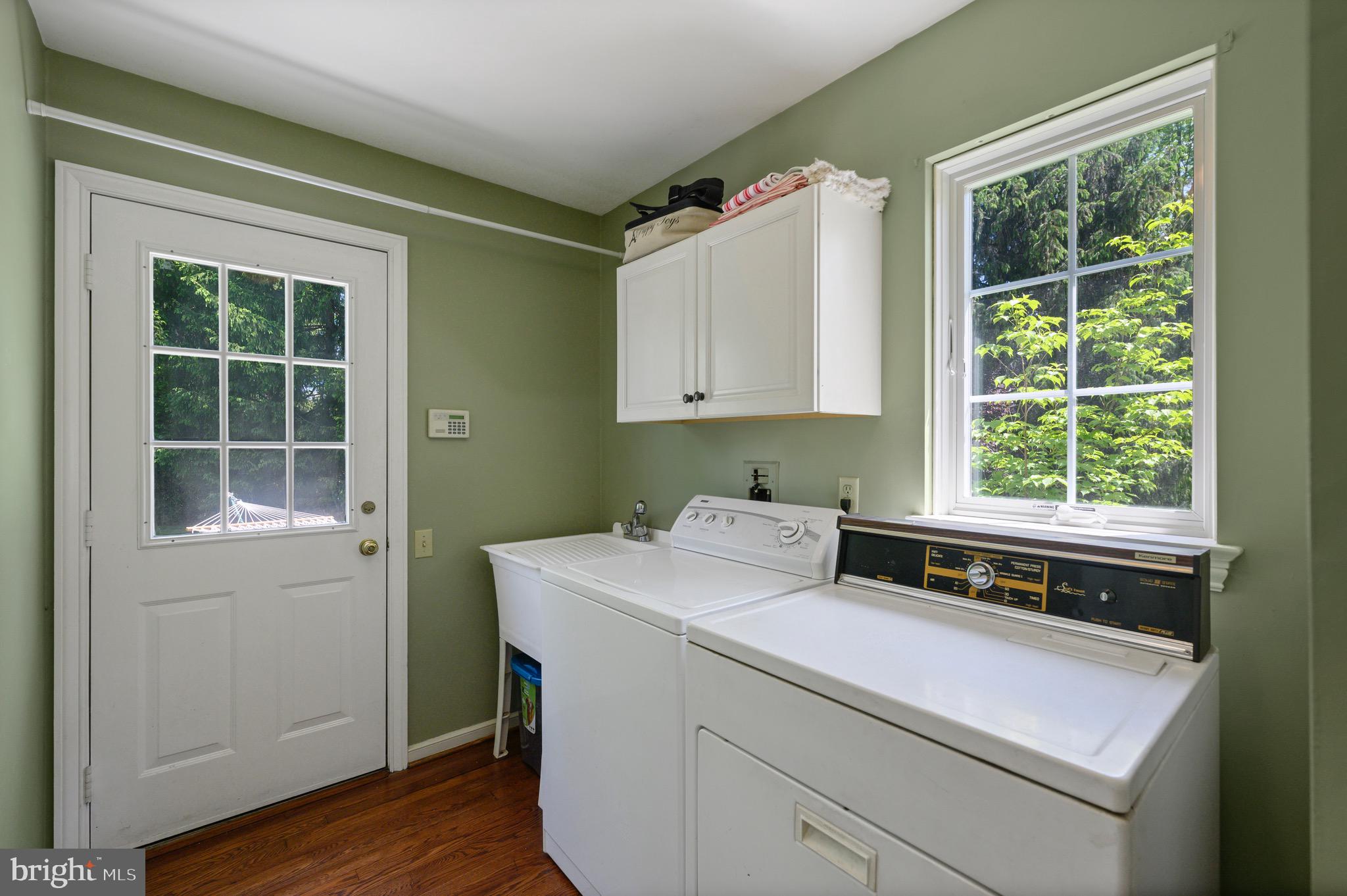 406 Round Hill Road Wayne, PA 19087 - Photo 35 of 50