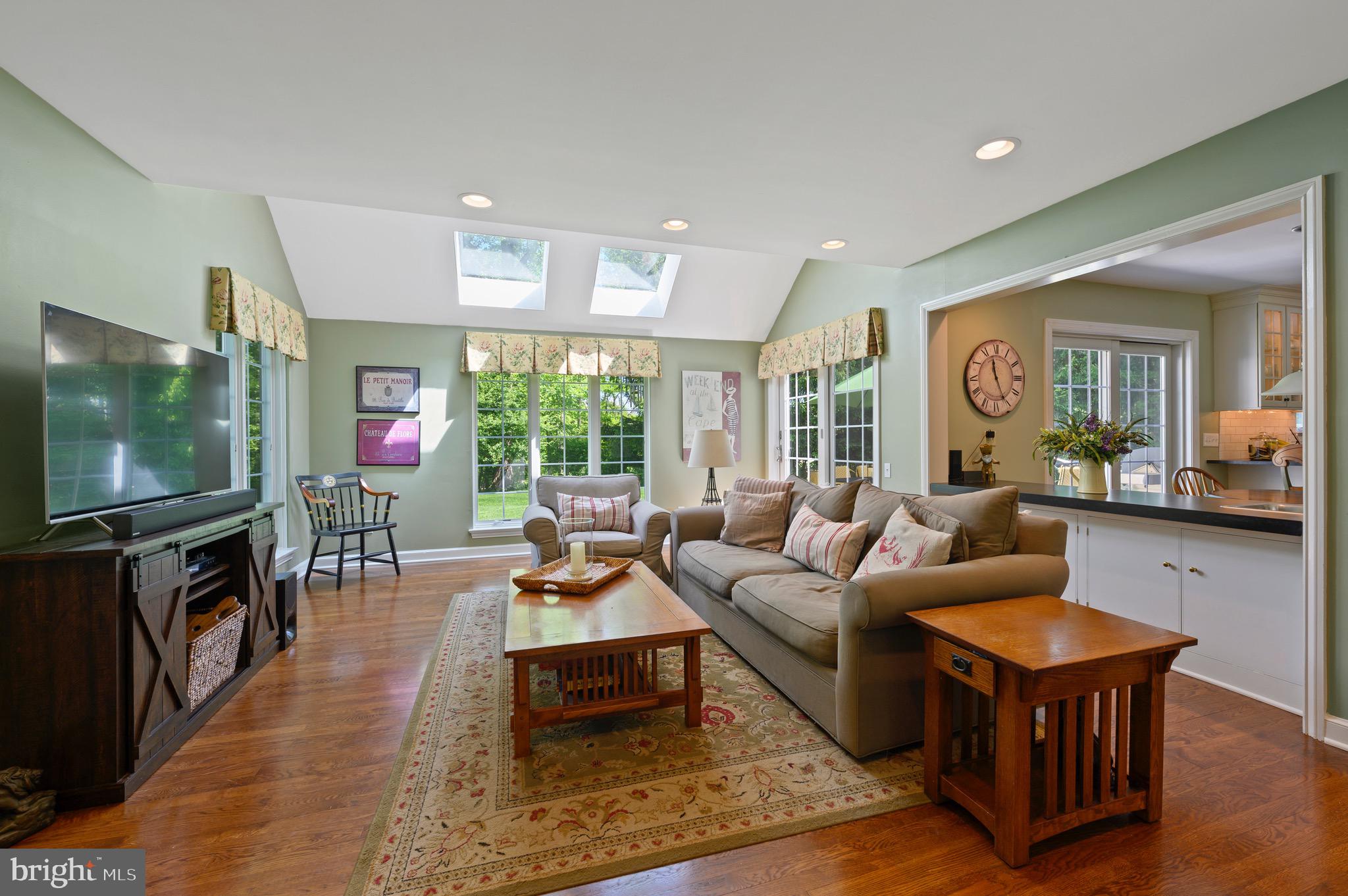 406 Round Hill Road Wayne, PA 19087 - Photo 36 of 50