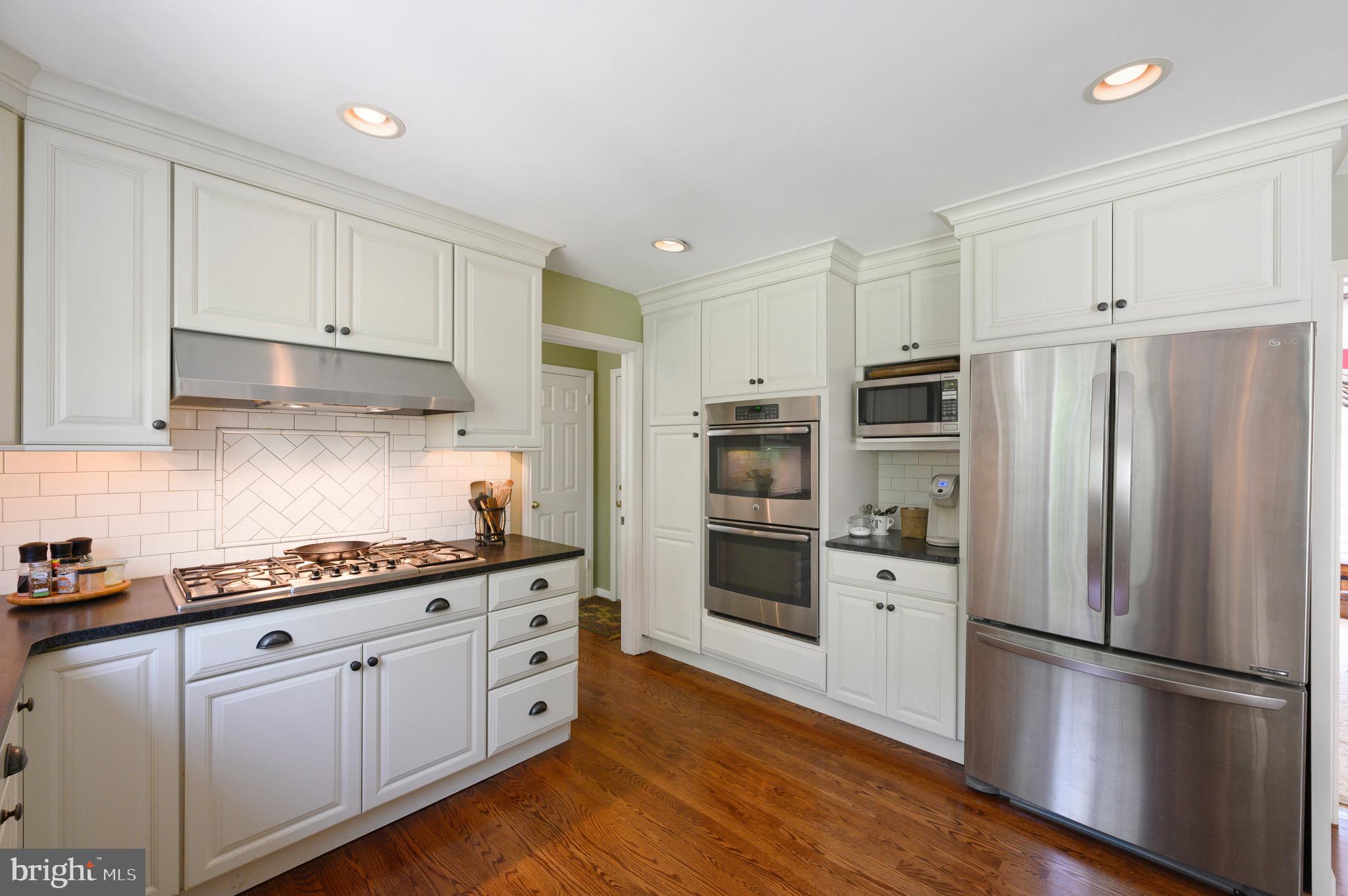 406 Round Hill Road Wayne, PA 19087 - Photo 43 of 50